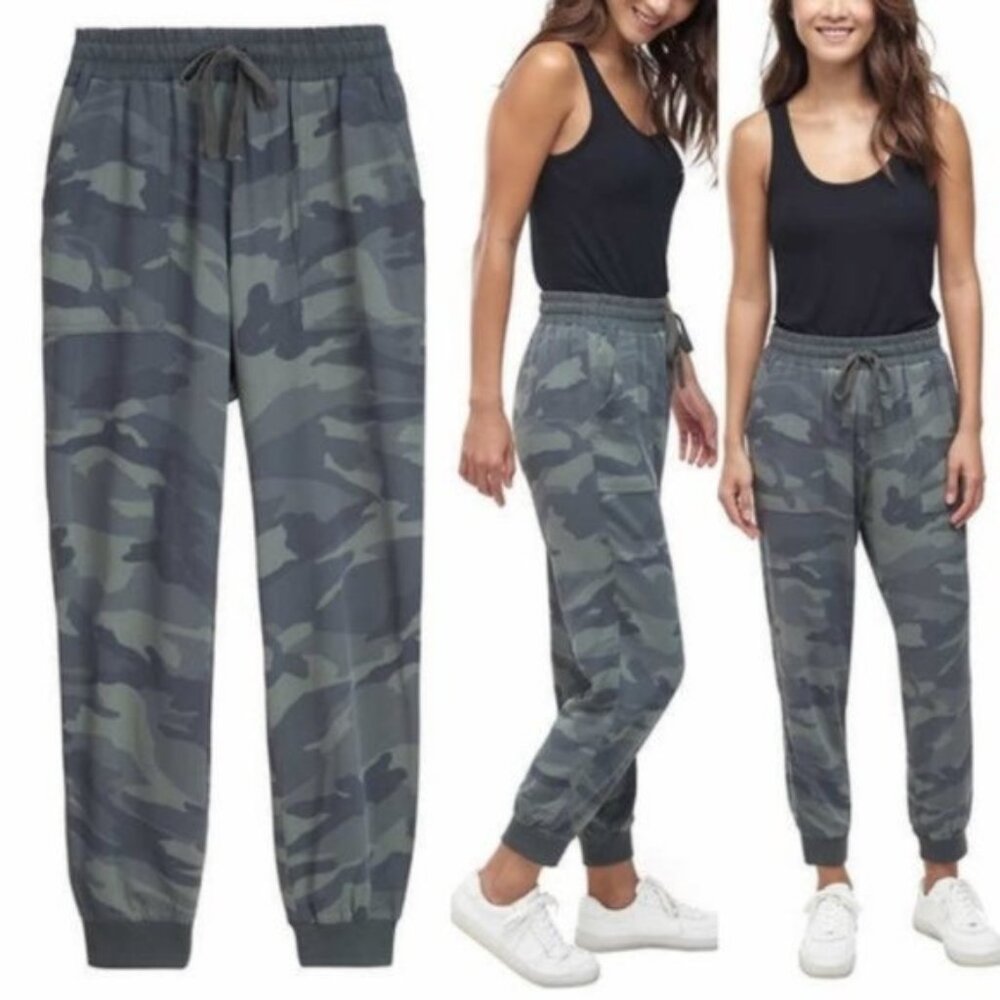 Splendid 100% Rayon Knit Jogger in Olive Camo Print size XL Athleisure Lounge